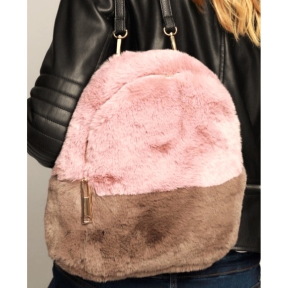 Handbags - NEW Faux Fur Pink & Brown Super Soft Mini Backpack 💖
